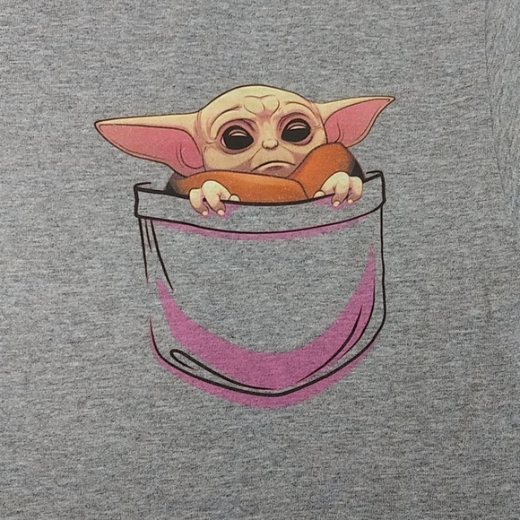 Fruit of the Loom Tops - 👕2/$25 Baby Yoda In Pocket Graphic Tee NWOT